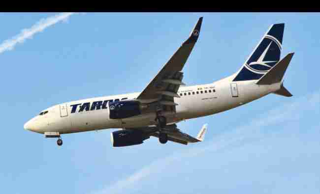 TAROM lansează din august un serviciu de intranet la bordul aeronavelor