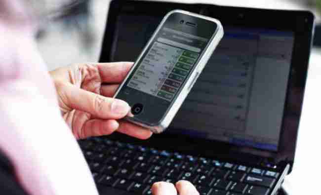 Unul dintre pionierii internetului avertizează asupra creşterii influenţei unui grup restrâns de companii